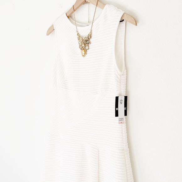 Sandra Darren Dresses & Skirts - Sandra Darren Textured Dress